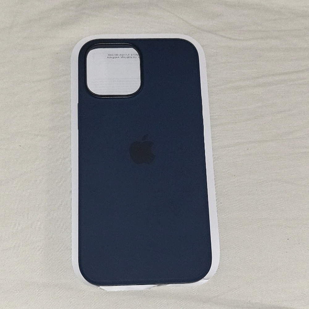 iPhone 13 pro max Silicone Case